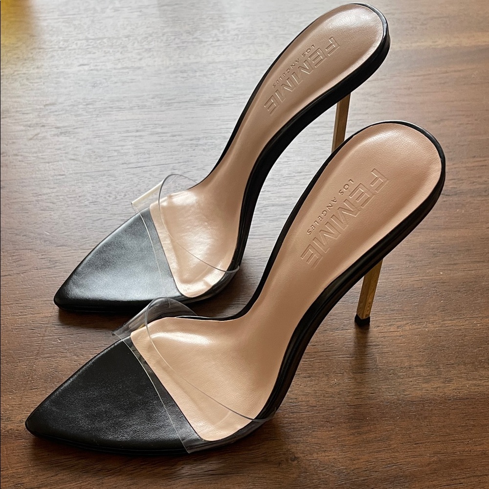 FEMME LA Whiskey Slipper in Black With Single Vamp Strap